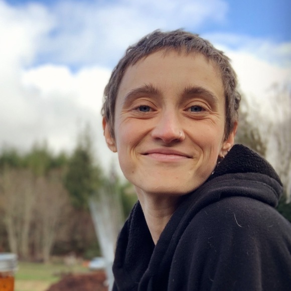 Meet your Posher, Sage - Picture 1 of 1